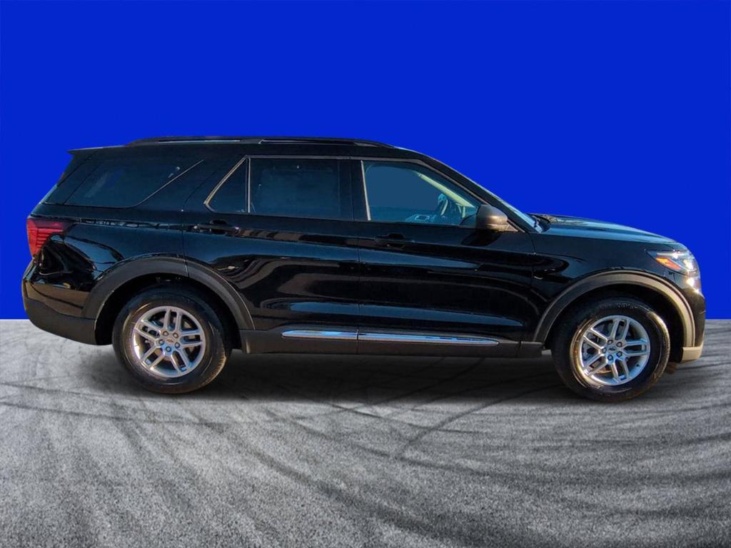 new 2025 Ford Explorer car, priced at $39,956