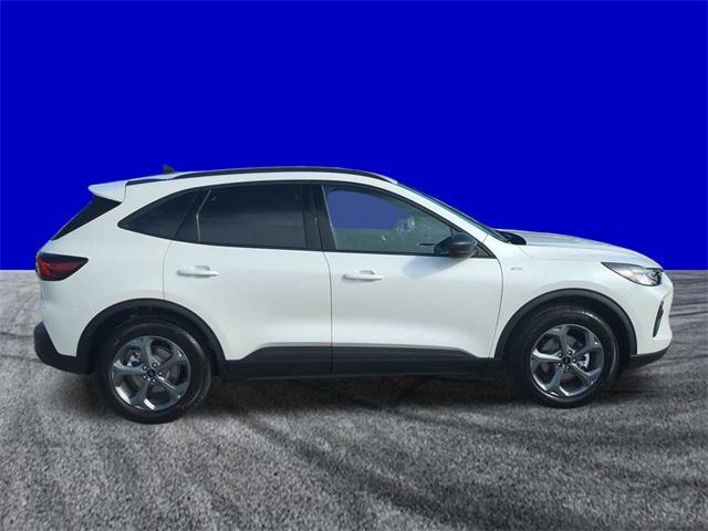 new 2025 Ford Escape car, priced at $30,475