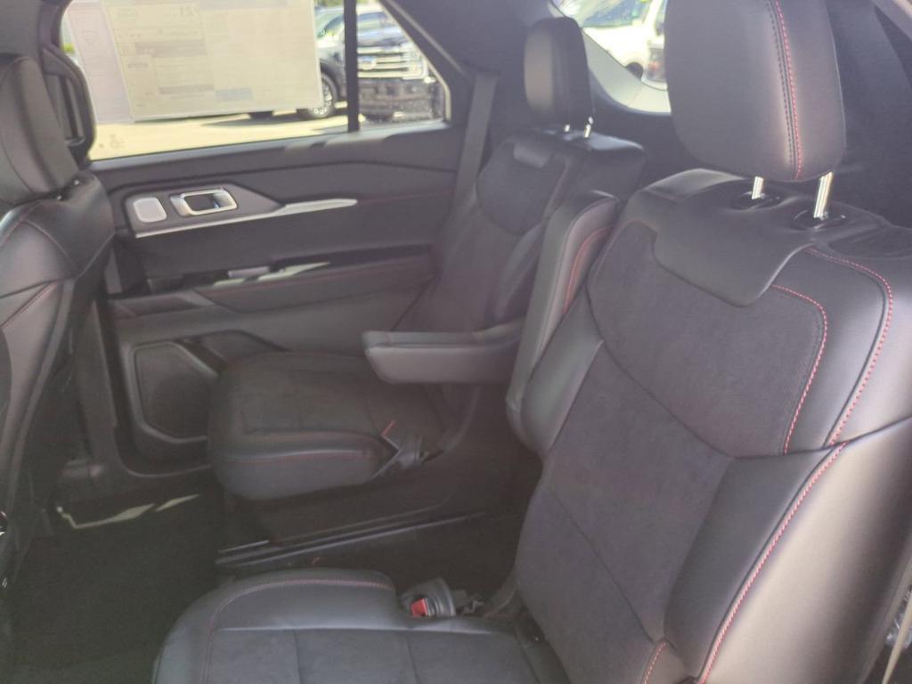 new 2025 Ford Explorer car, priced at $60,180