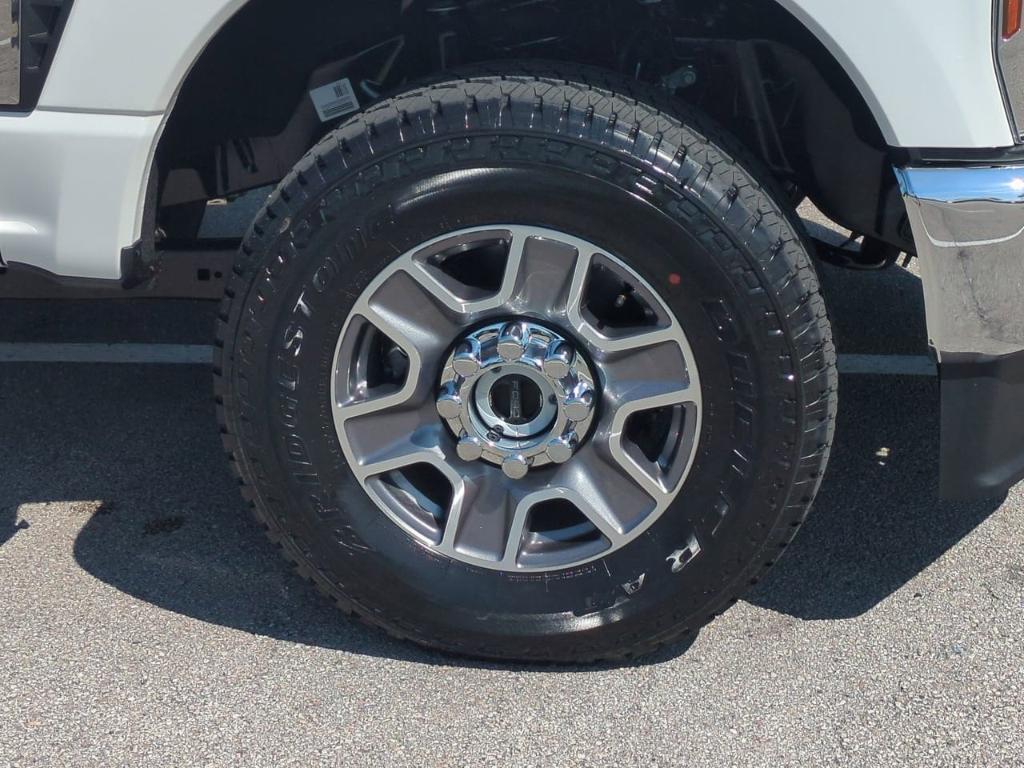 new 2025 Ford F-350 car, priced at $80,605