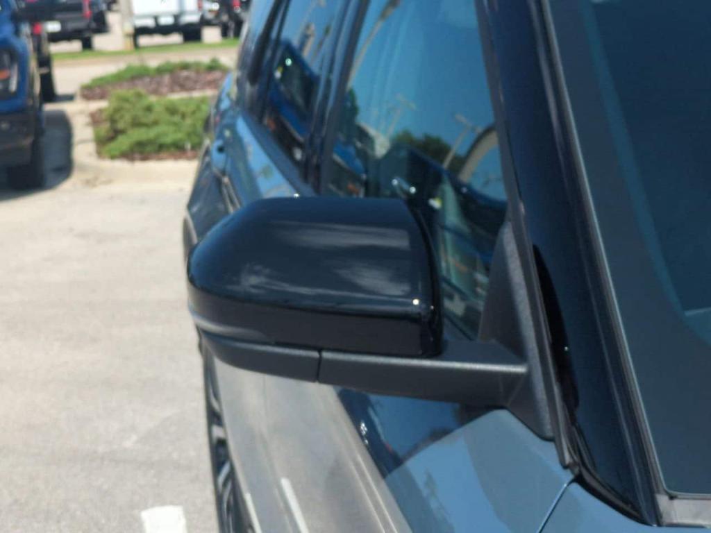 new 2025 Ford Explorer car, priced at $47,540