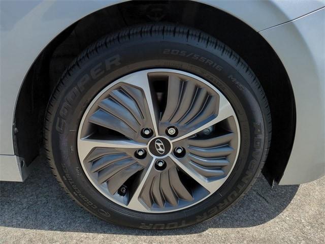 used 2021 Hyundai Ioniq Plug-In Hybrid car, priced at $21,980