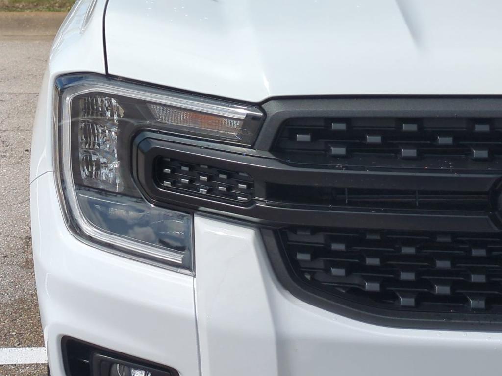 new 2025 Ford Ranger car, priced at $35,204