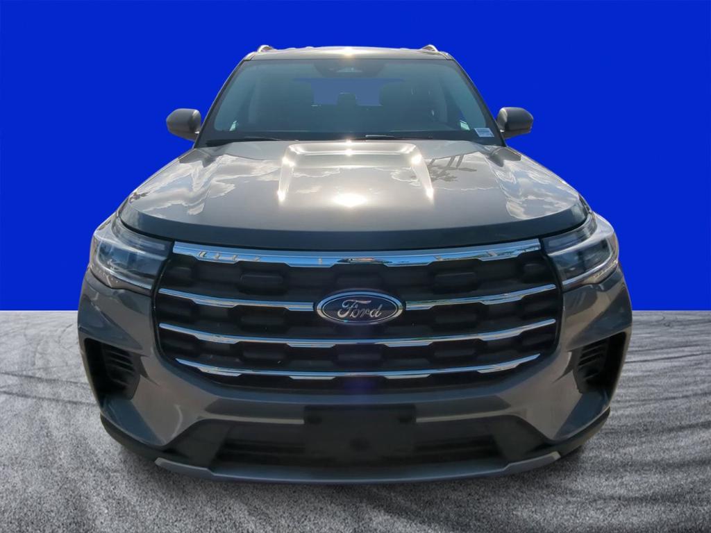 new 2025 Ford Explorer car, priced at $41,850