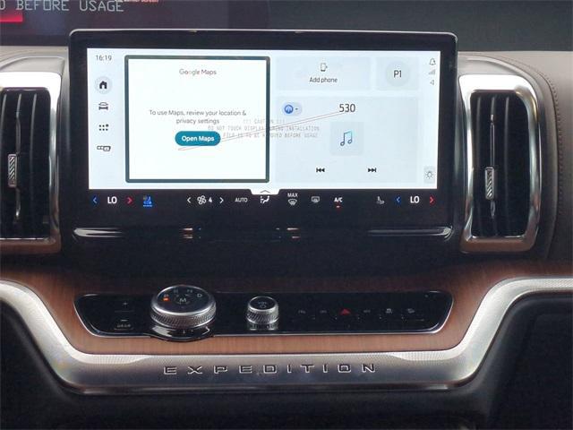 new 2025 Ford Expedition Max car, priced at $93,384