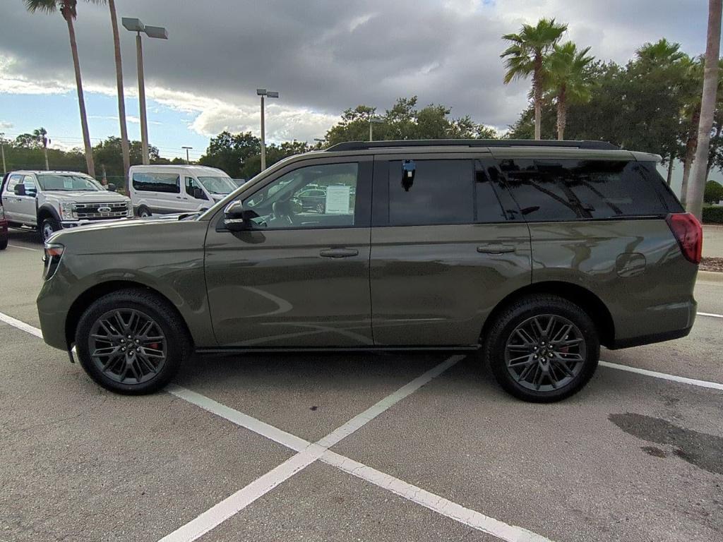 new 2025 Ford Expedition car, priced at $89,189
