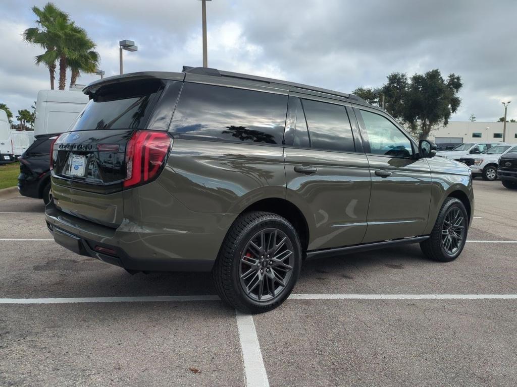 new 2025 Ford Expedition car, priced at $89,189