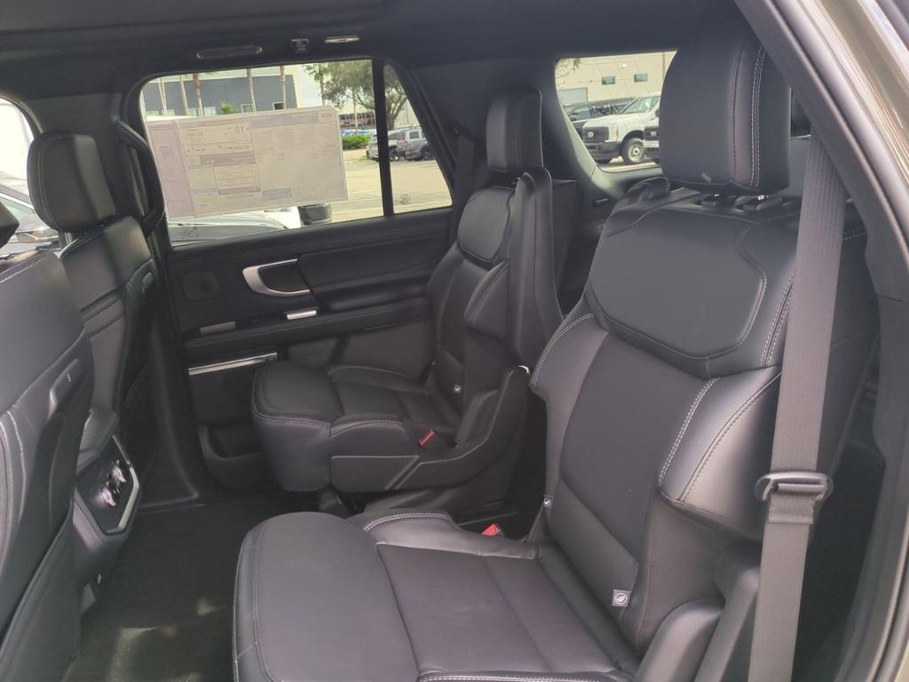 new 2025 Ford Expedition car, priced at $89,189