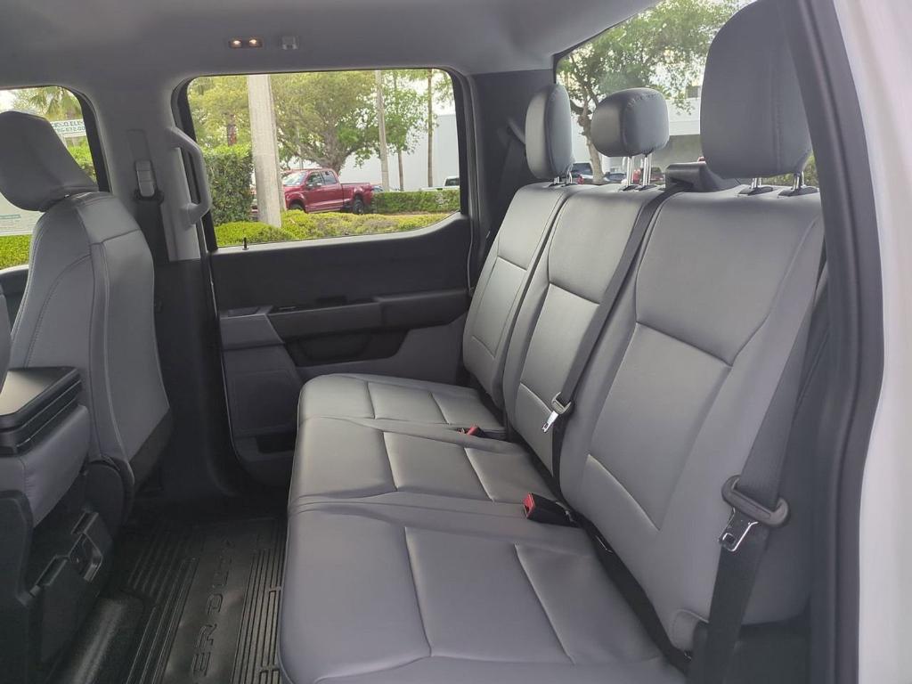 new 2025 Ford F-250 car, priced at $52,470