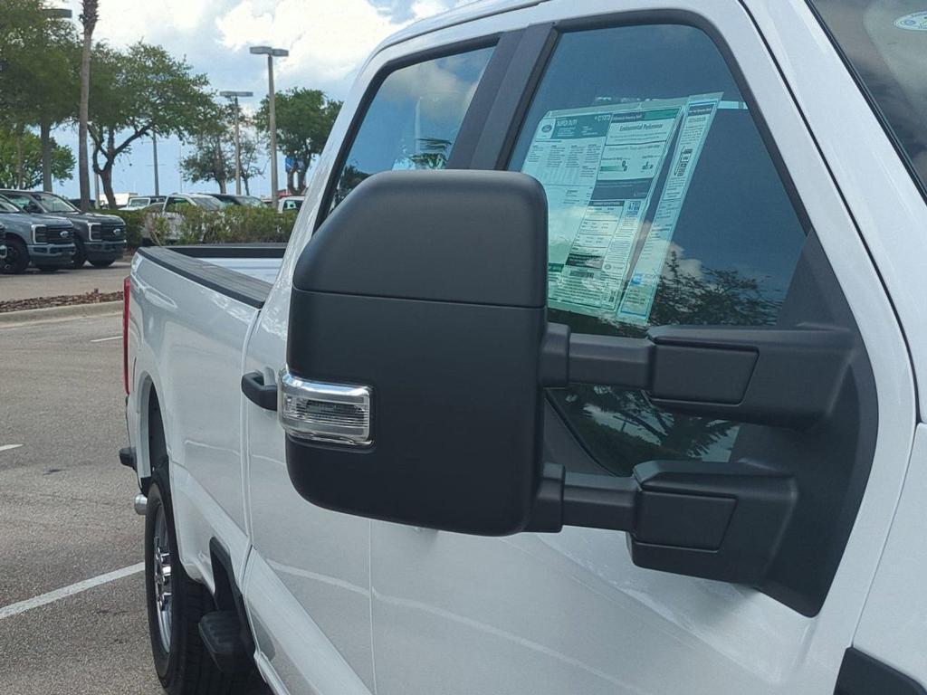 new 2025 Ford F-250 car, priced at $52,470