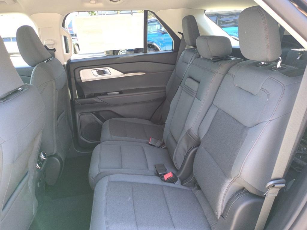 new 2025 Ford Explorer car, priced at $39,669