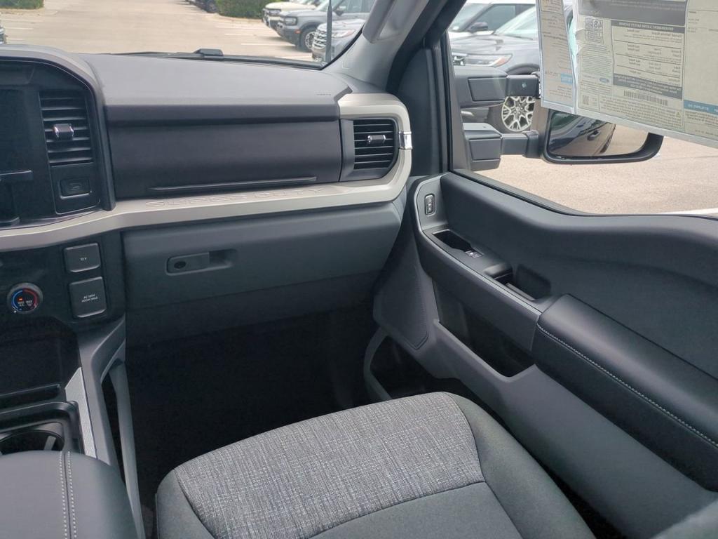new 2025 Ford F-250 car, priced at $68,565