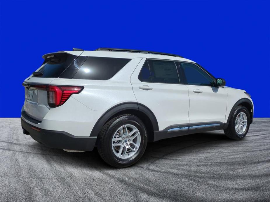 new 2025 Ford Explorer car, priced at $40,805