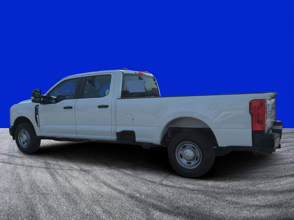 new 2025 Ford F-350 car, priced at $51,820