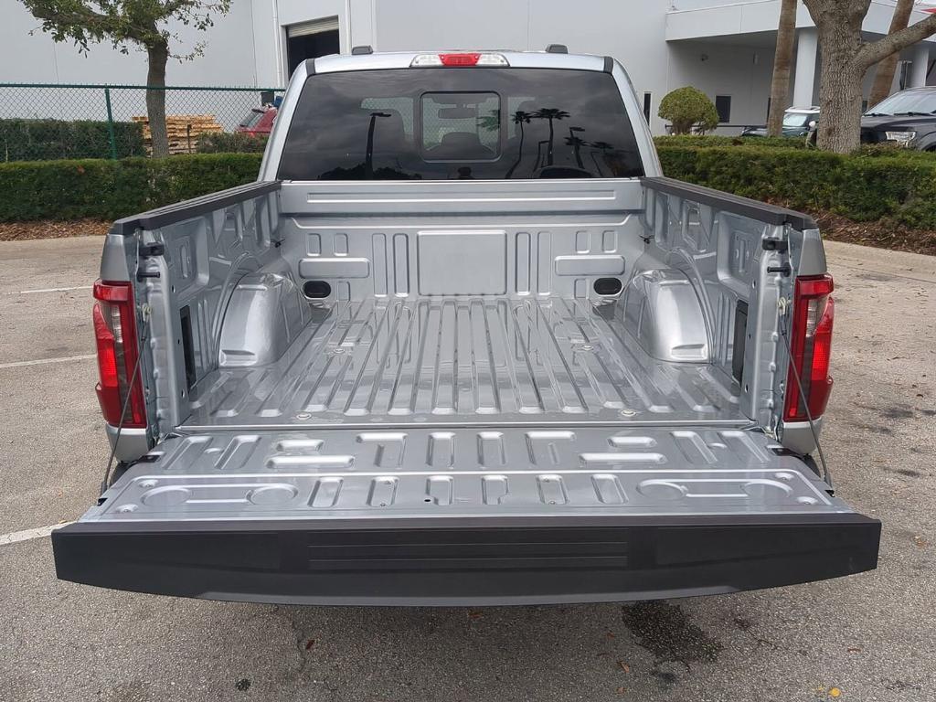 new 2025 Ford F-150 car, priced at $51,915