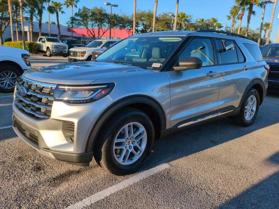 new 2025 Ford Explorer car, priced at $41,909