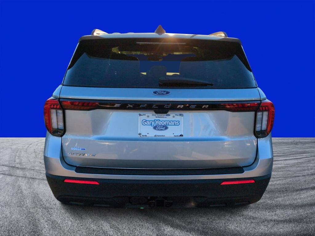 new 2025 Ford Explorer car, priced at $37,225