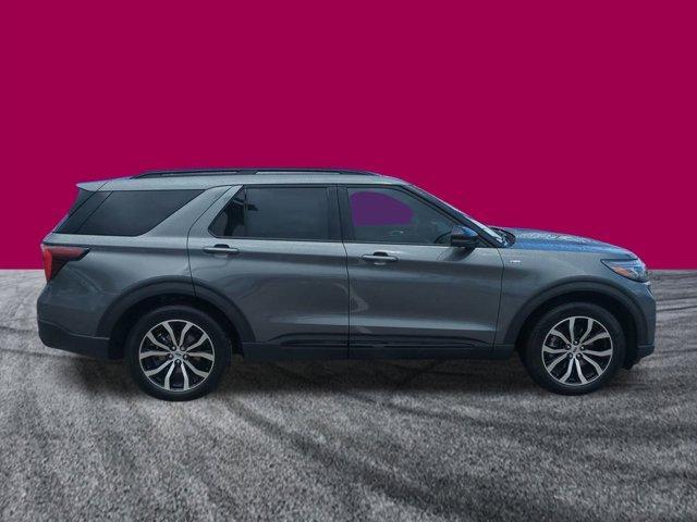 new 2025 Ford Explorer car, priced at $44,294