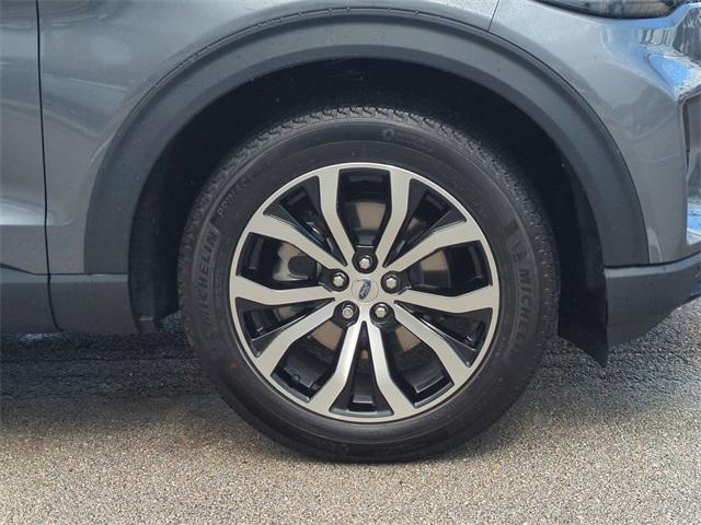 new 2025 Ford Explorer car, priced at $47,659