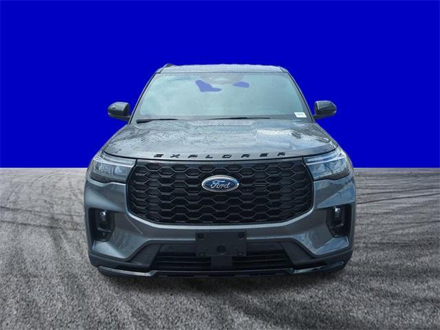 new 2025 Ford Explorer car, priced at $47,659