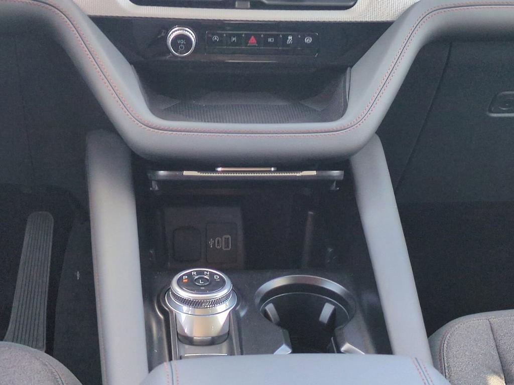 new 2025 Ford Explorer car, priced at $41,780
