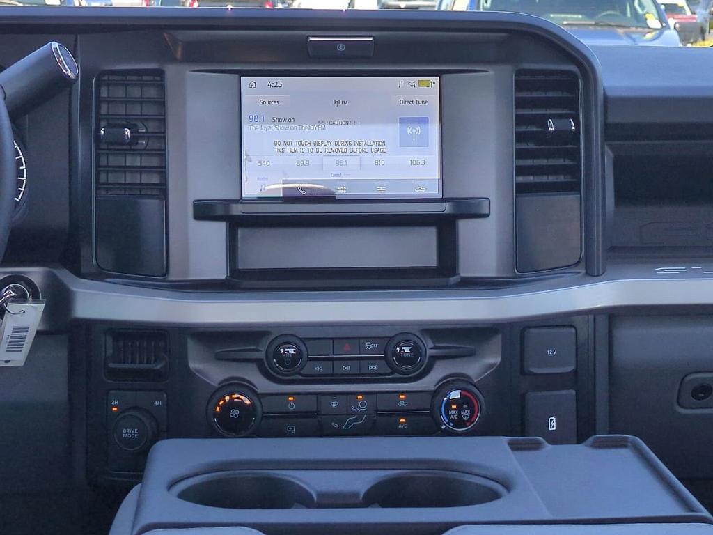 new 2025 Ford F-350 car, priced at $65,790