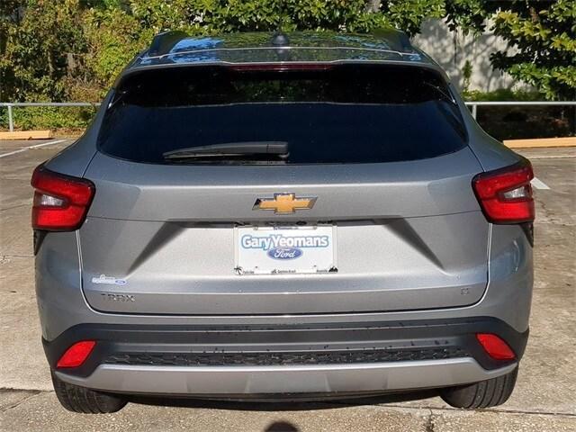 used 2024 Chevrolet Trax car, priced at $23,469