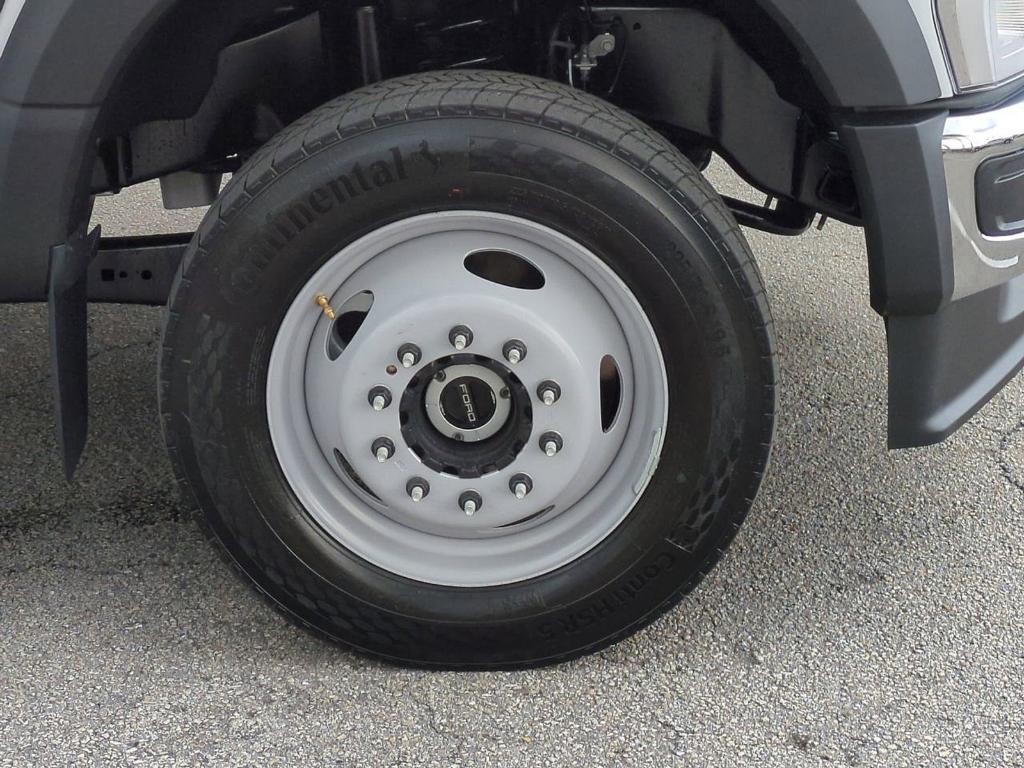 new 2025 Ford F-450 car, priced at $73,410