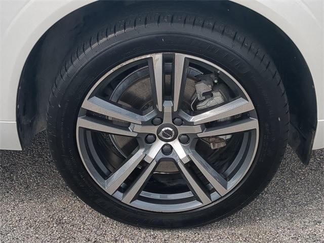 used 2021 Volvo XC60 Recharge Plug-In Hybrid car, priced at $26,478