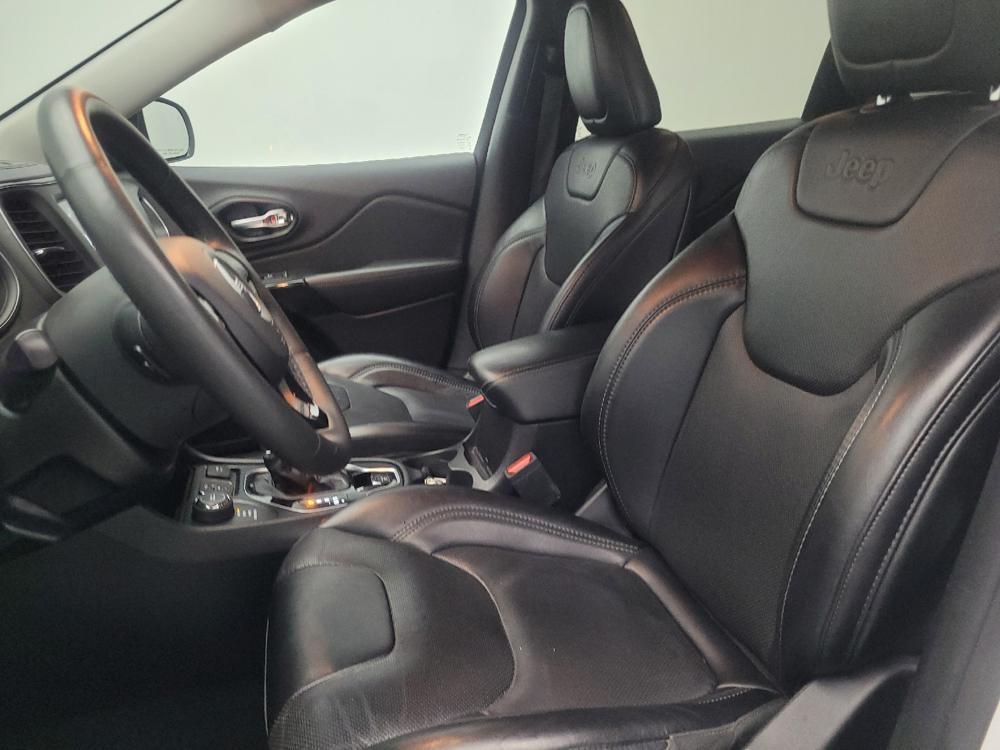 used 2023 Jeep Cherokee car, priced at $21,495