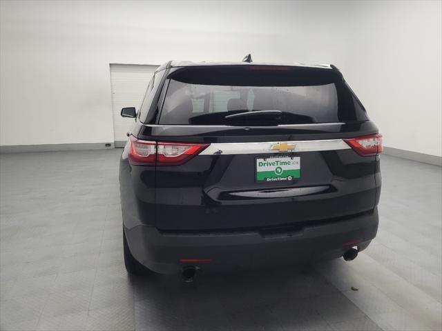 used 2021 Chevrolet Traverse car, priced at $22,095