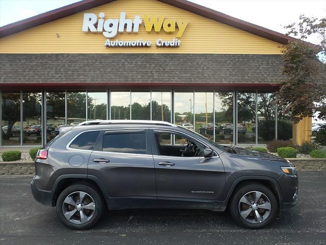 used 2019 Jeep Cherokee car, priced at $18,995