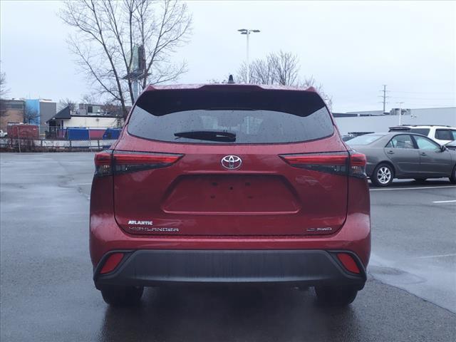 used 2022 Toyota Highlander car