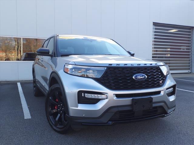 used 2022 Ford Explorer car