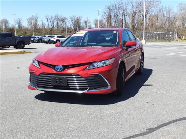 used 2023 Toyota Camry Hybrid car, priced at $31,900