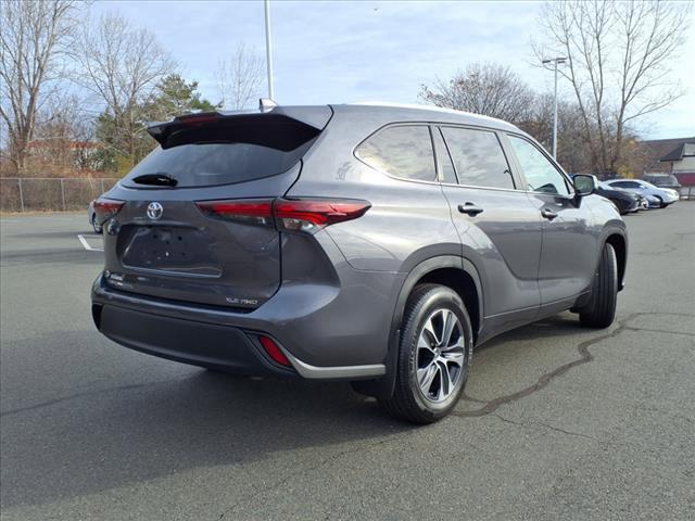 used 2024 Toyota Highlander car, priced at $42,900