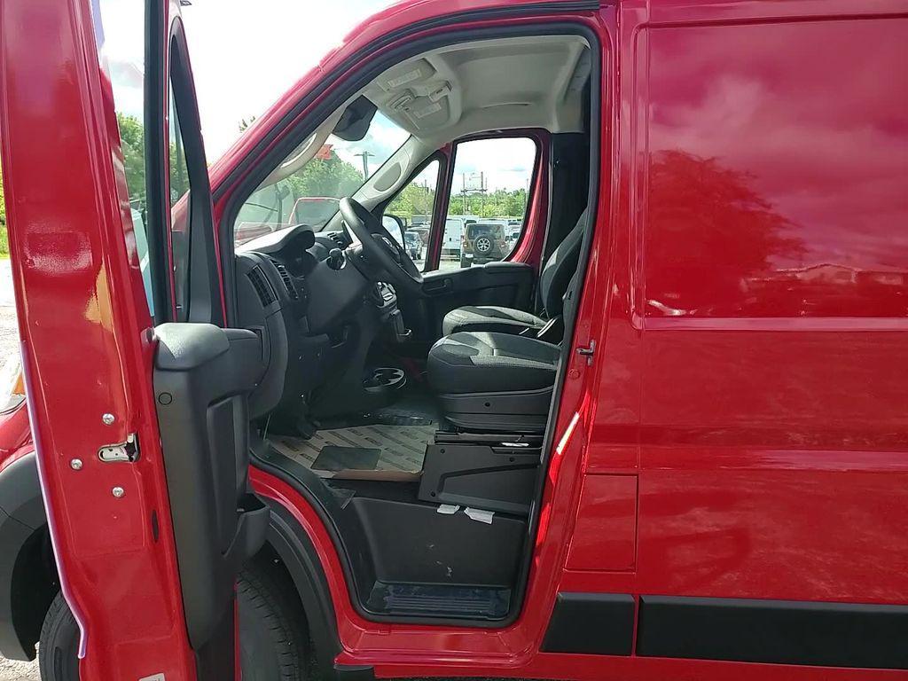 new 2025 Ram ProMaster 1500 car, priced at $44,958