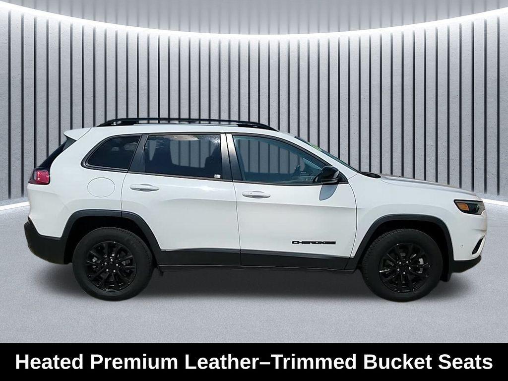 used 2023 Jeep Cherokee car, priced at $21,995