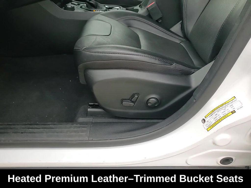 used 2023 Jeep Cherokee car, priced at $20,988