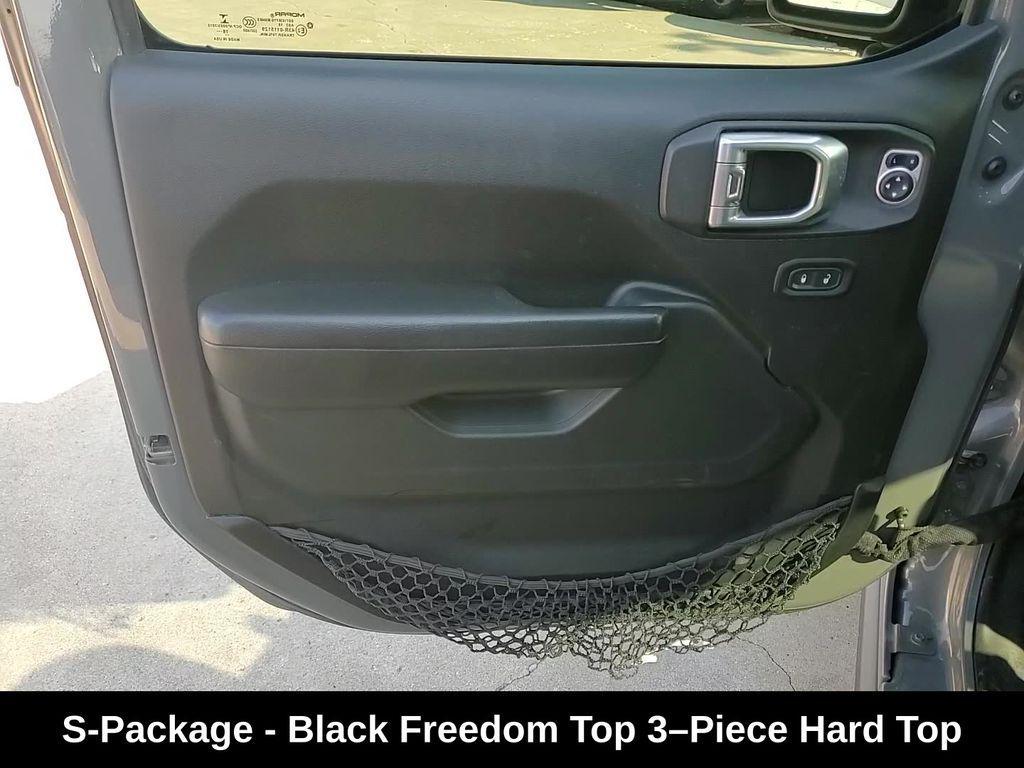 used 2019 Jeep Wrangler Unlimited car, priced at $23,416