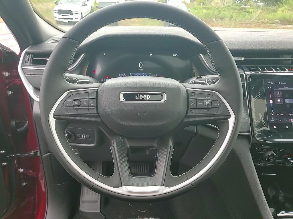 new 2025 Jeep Grand Cherokee L car, priced at $38,828