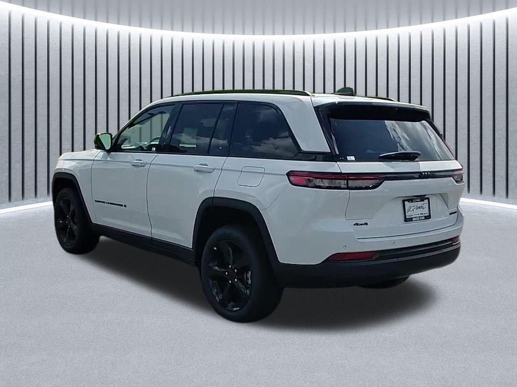 new 2025 Jeep Grand Cherokee car, priced at $47,379