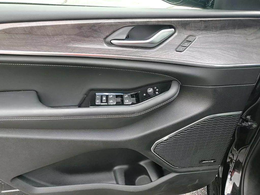 new 2025 Jeep Grand Cherokee L car, priced at $52,642