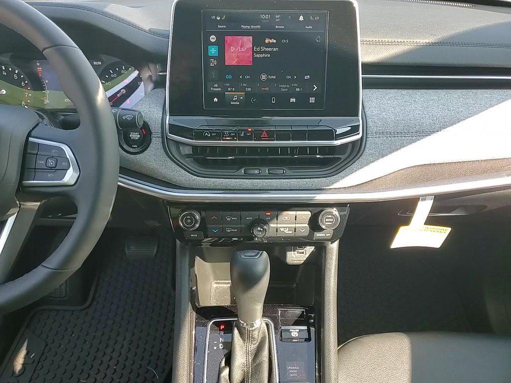 new 2025 Jeep Compass car, priced at $26,696