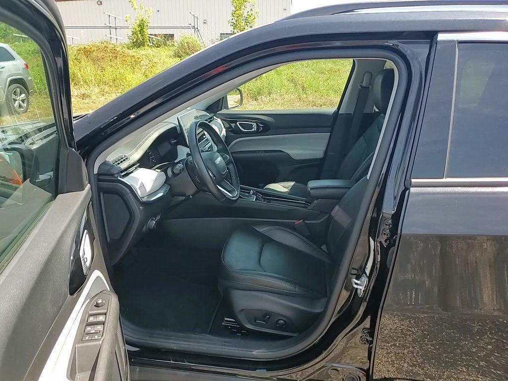 used 2022 Jeep Compass car, priced at $22,354
