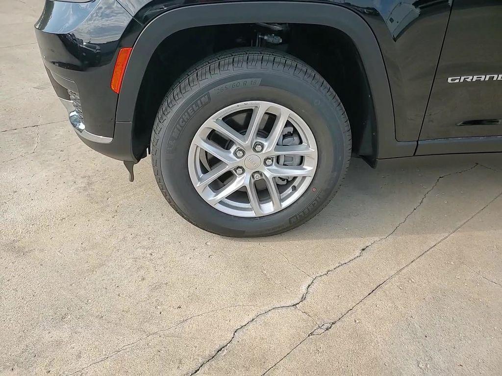 new 2025 Jeep Grand Cherokee L car, priced at $37,928