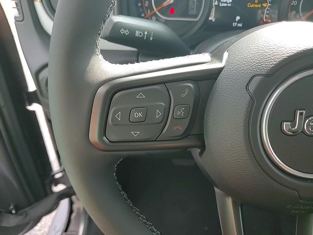 new 2025 Jeep Wrangler car, priced at $48,278