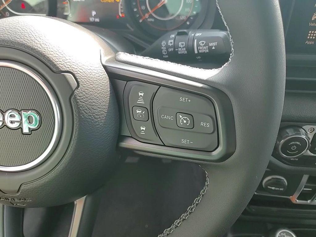 new 2025 Jeep Wrangler car, priced at $48,278