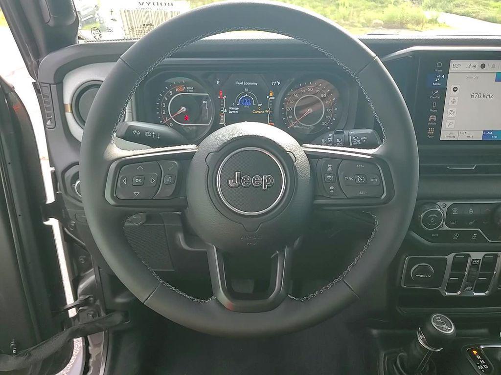 new 2025 Jeep Wrangler car, priced at $48,278