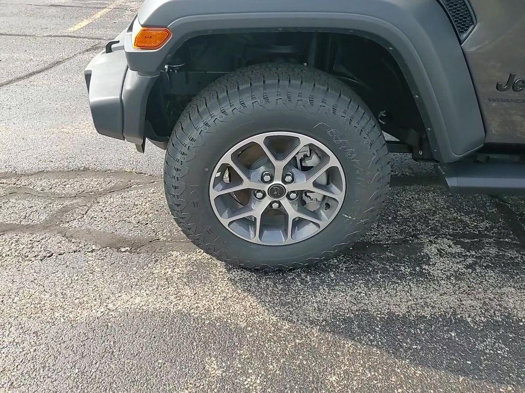 new 2025 Jeep Wrangler car, priced at $48,278